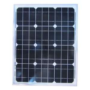 Panneau solaire 305Wc monocristallin Victron Energy 24V installé sur un toit résidentiel
