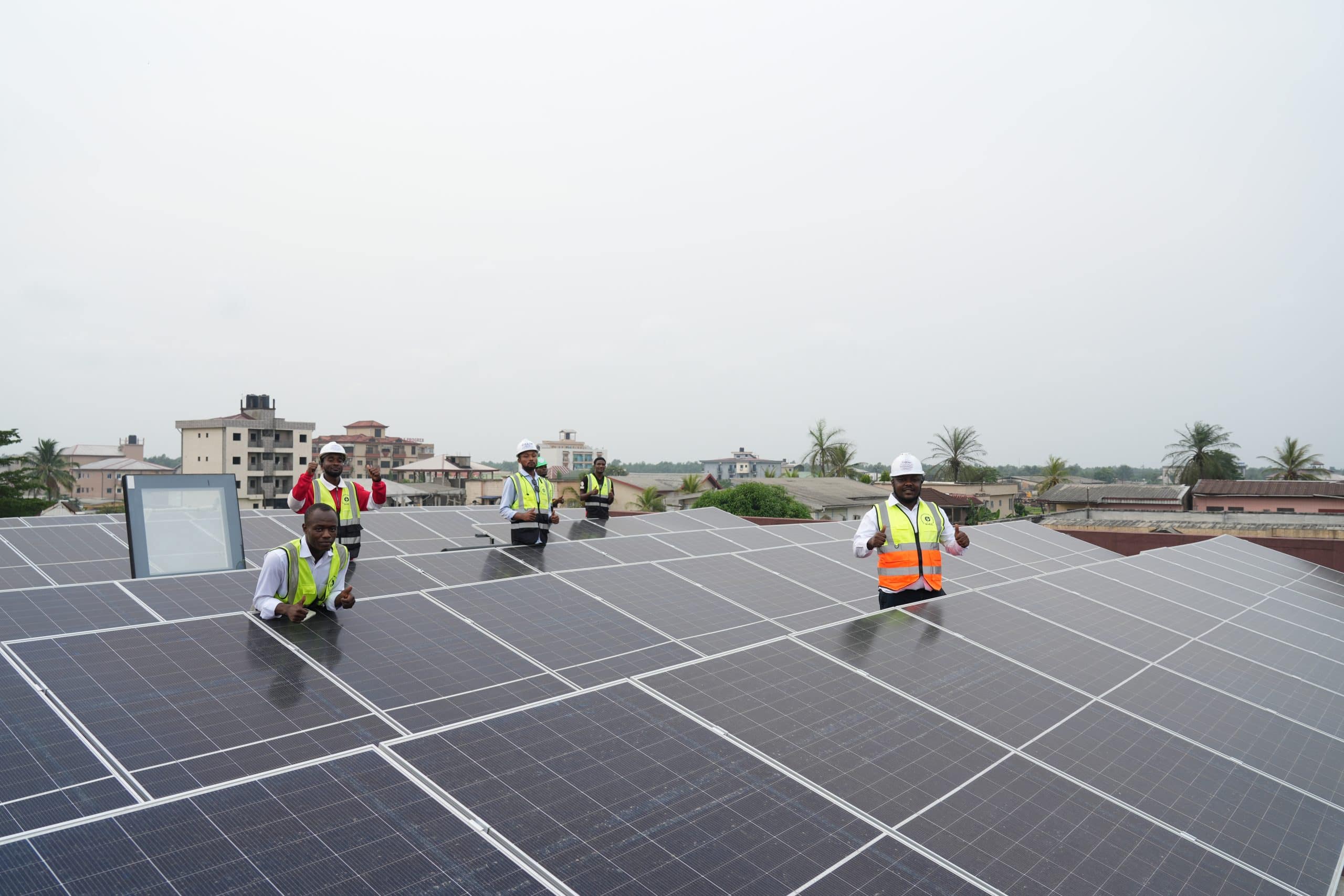 Installation de panneaux solaires au sol