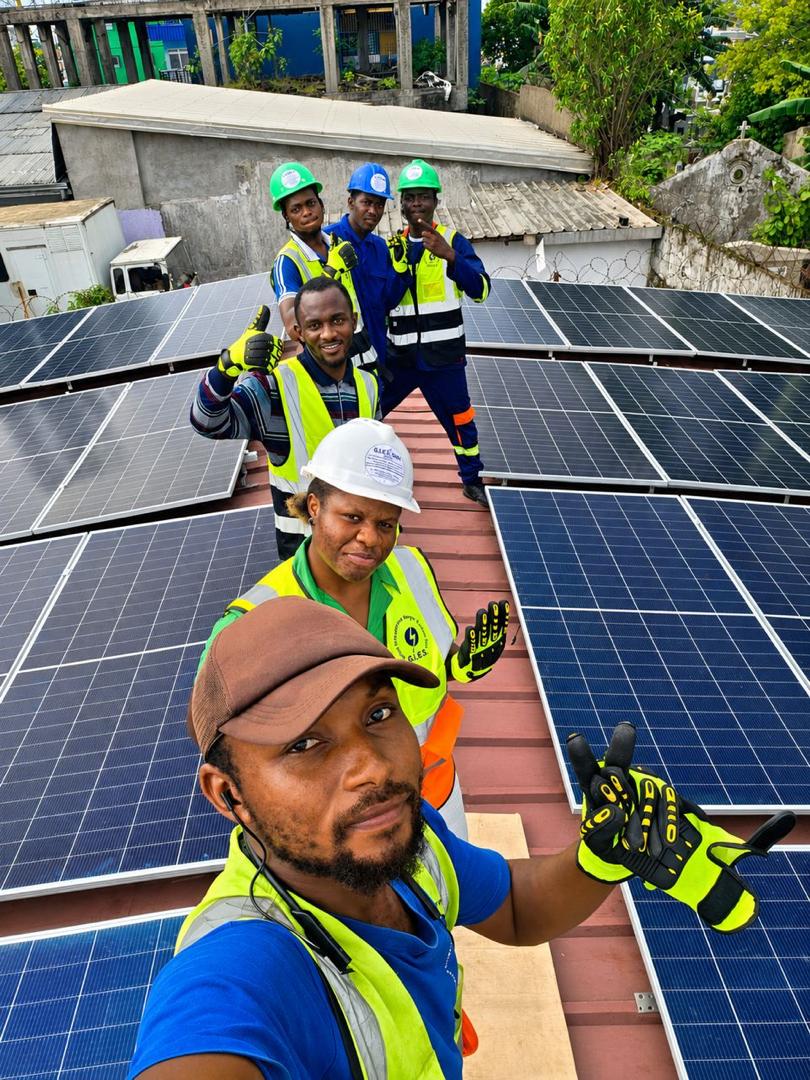Installation de toiture solaire
